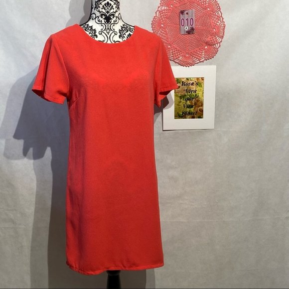 One Clothing Short Sleeve Dress w/Back Zipper - Picture 2 of 7